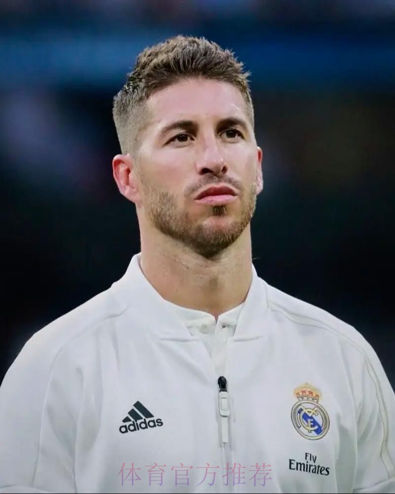 父亲:我完全相信拉莫斯会留在皇马 他一直很平静